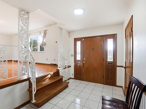 4th image of 1638 Arrowood Loop N