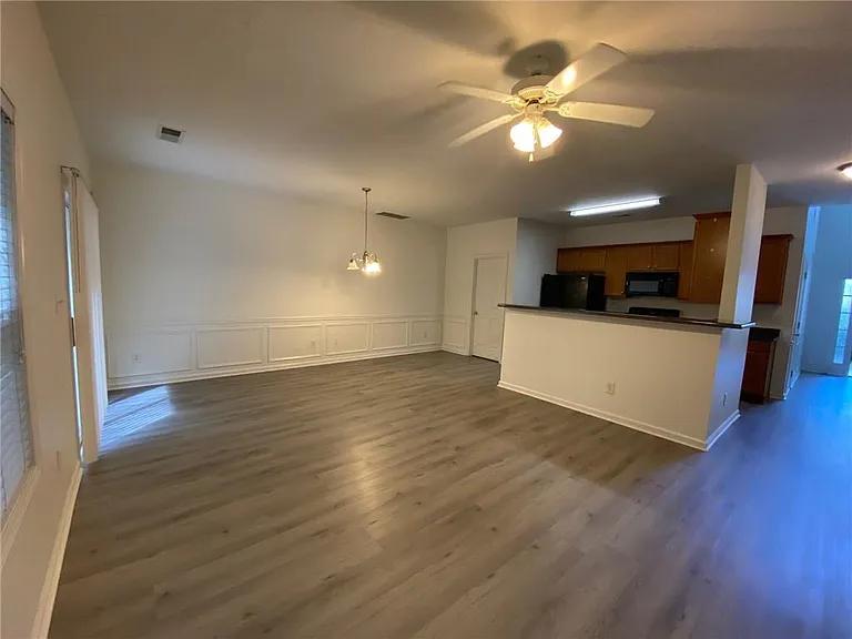 397 Creek Manor Way — Photo 12