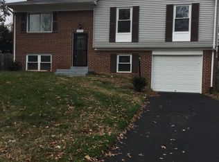 13110 Newgate Rd, Woodbridge, VA 22193