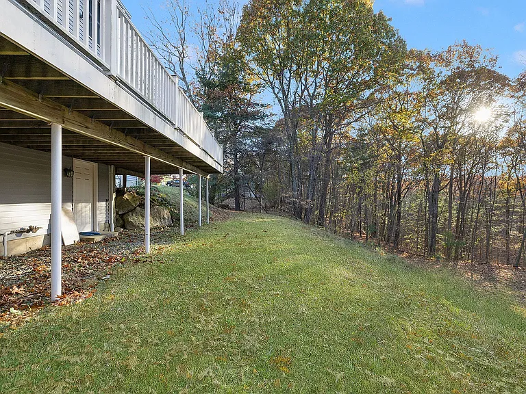 42 Rollingwood Dr — Photo 50