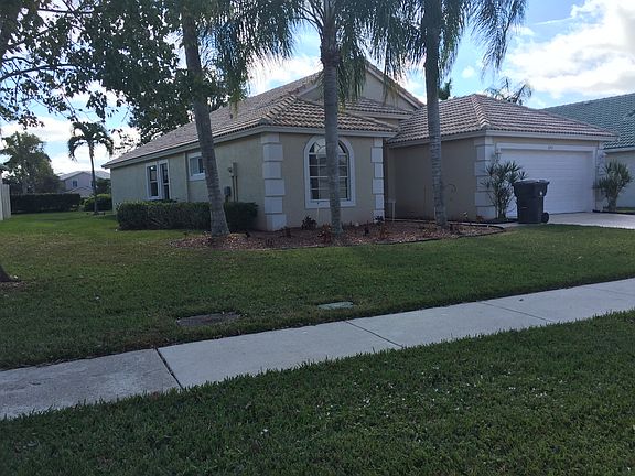 3rd image of 1643 Oak Berry Cir