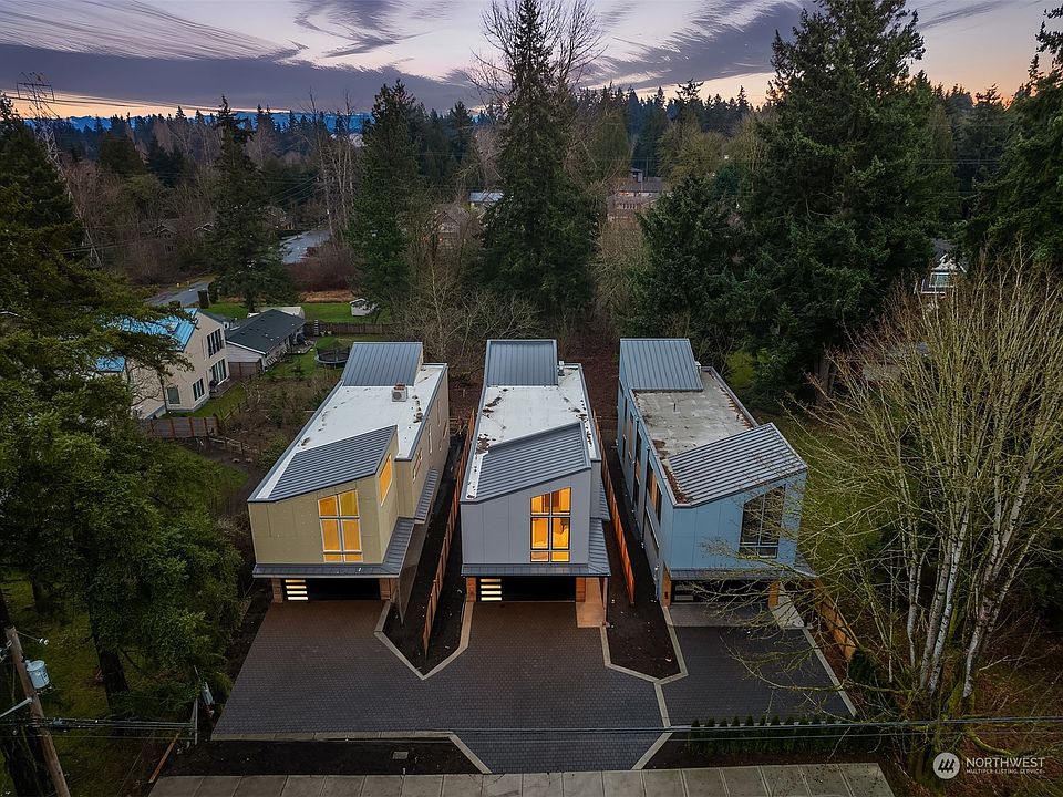 2nd image of 8740 124th Avenue NE