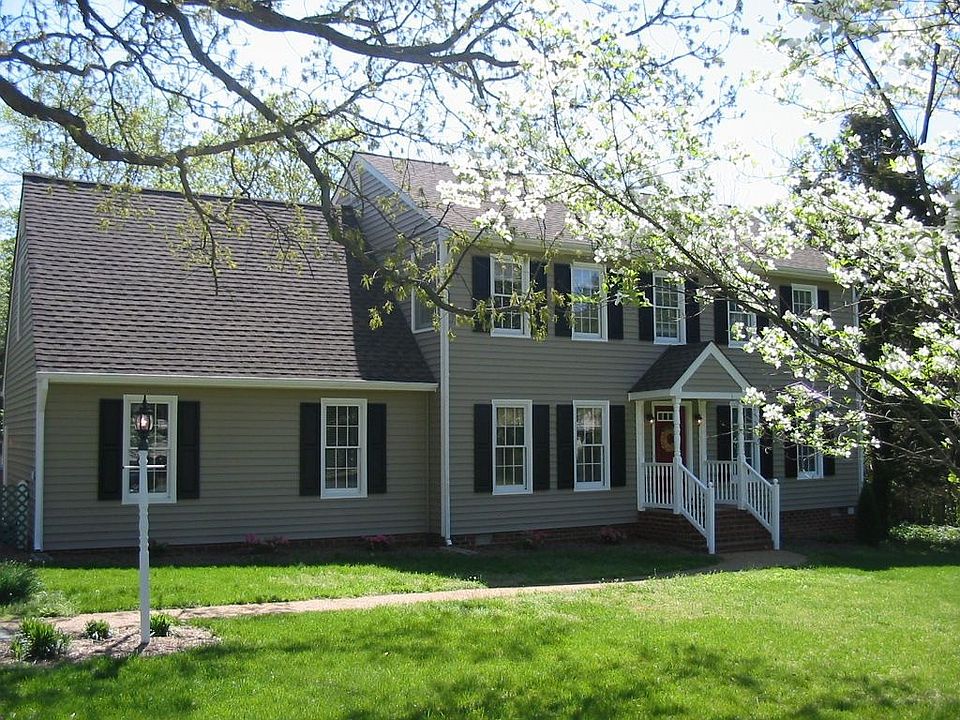 1st image of 2421 Hillandale Dr