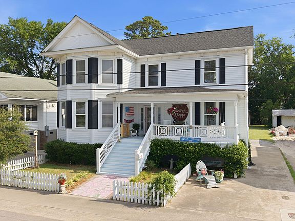5th image of 655 E Water Street