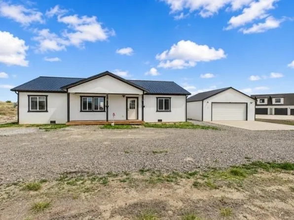 1133 Barrows Rd, Powell, WY 82435