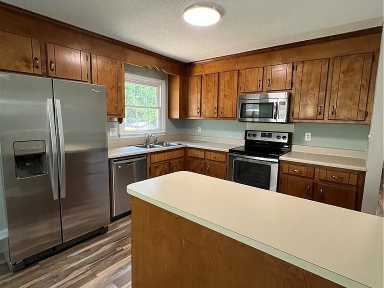 150 Creek Haven Dr — Photo 5