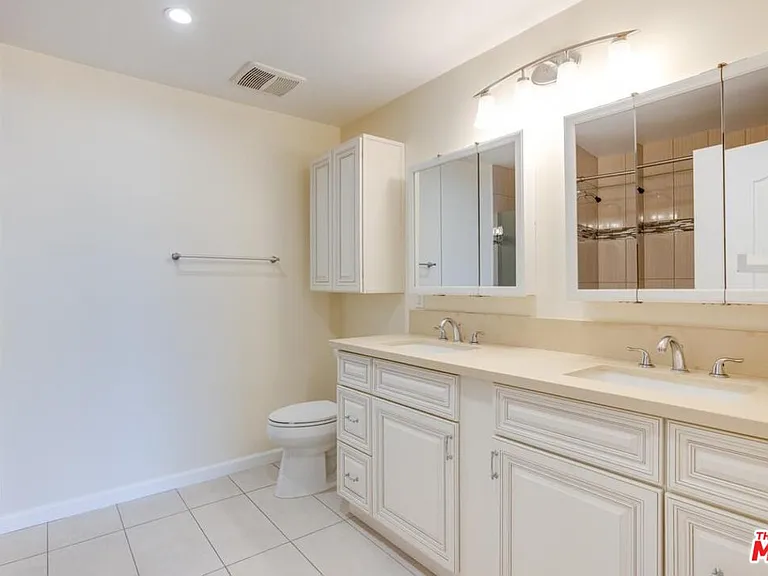 155 S Oxford Ave #506 — Photo 15
