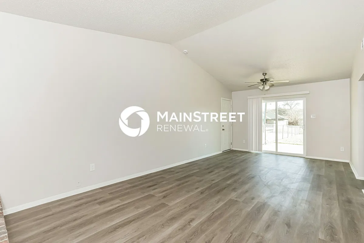 Living Room - 250 Prairie Grove Dr