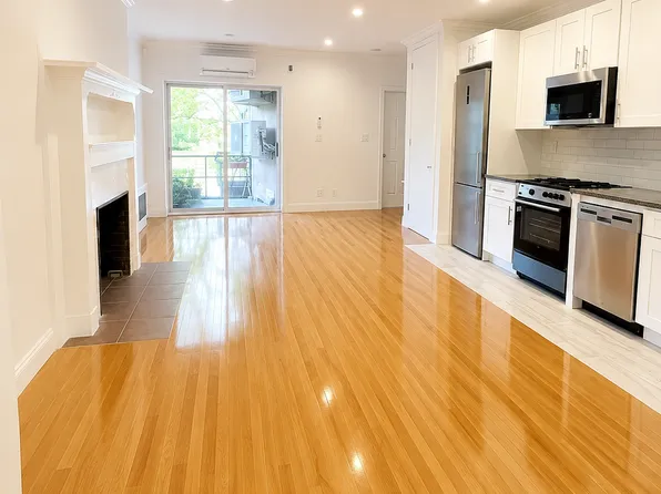 319 West 80th Street image 1 of 4