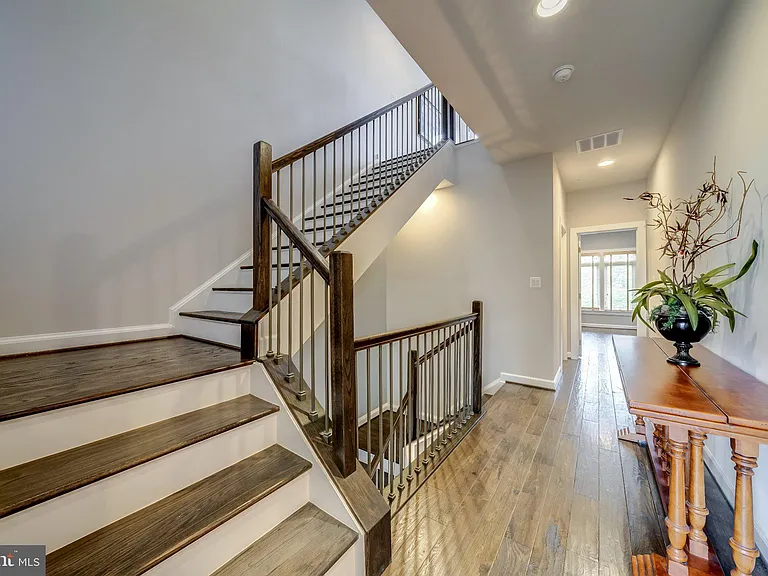 1521 Ribbon Limestone Ter SE — Photo 16