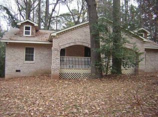 6434 Fleur De Lis Dr, Morrow, GA 30260