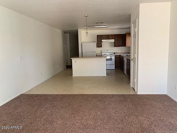 4th image of 15460 W Cortez St