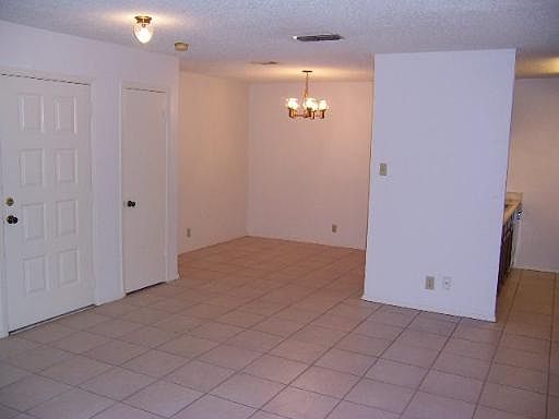 2nd image of 10527 PERRIN BEITEL #211 A