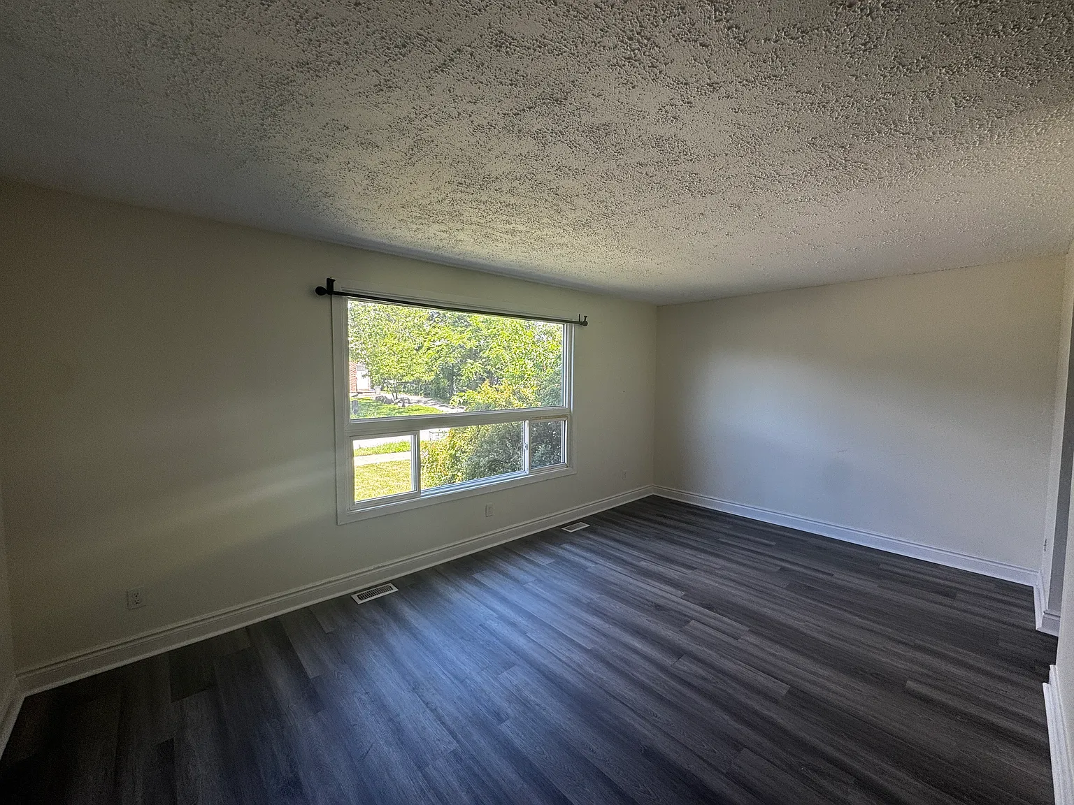 7 Calderwood Dr — Photo 4