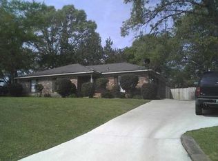 204 La Bonne Dr, Saraland, AL 36571