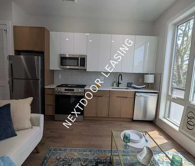 40 Lembeck Ave #201M — Photo 1