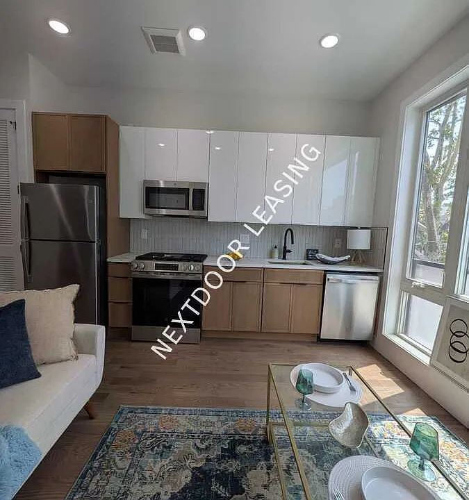 40 Lembeck Ave #201M