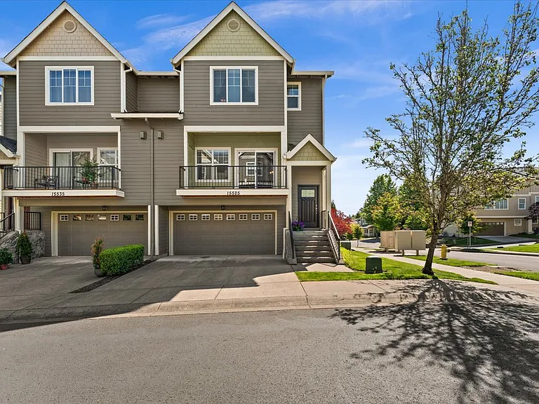 15525 SW Ivory St — Photo 3