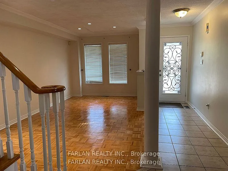 3 bed, $3,190 — Photo 4