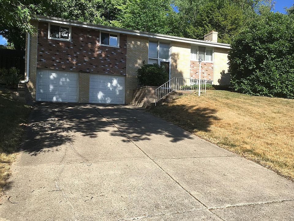 1st image of 3405 Douglas Dr