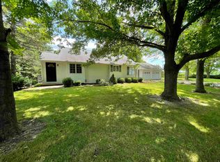 1991 Garfield Rd, Auburn, MI 48611