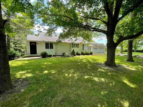 1991 Garfield Rd, Auburn, MI 48611