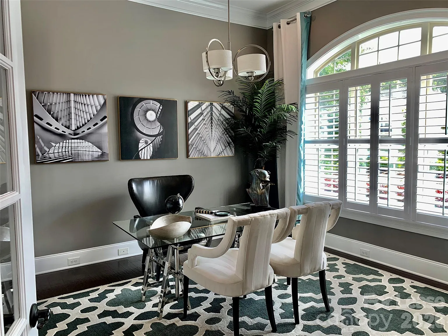 Regency at Palisades — Photo 4
