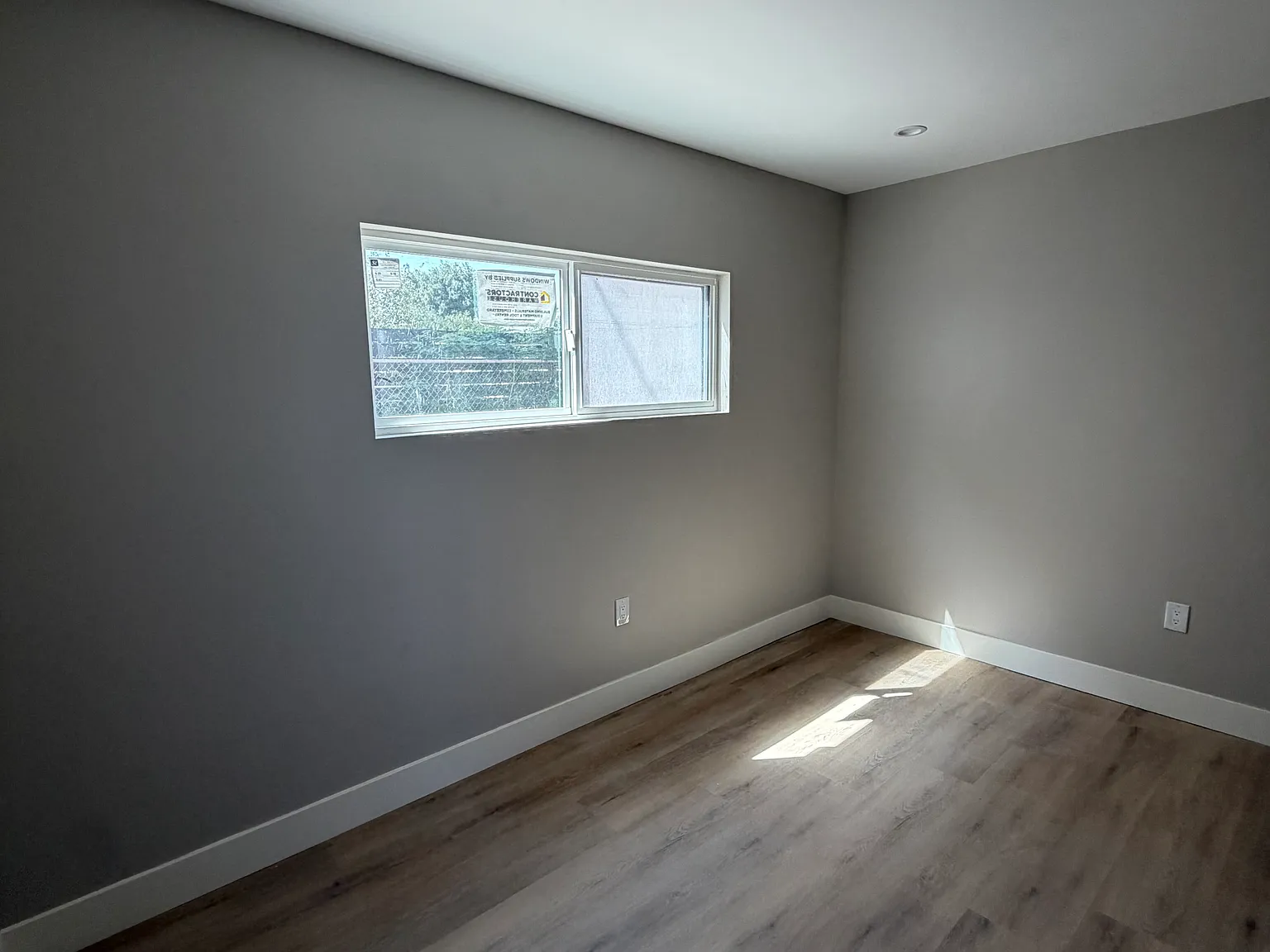 2 bed, 850 sqft, $2,299 — Photo 2