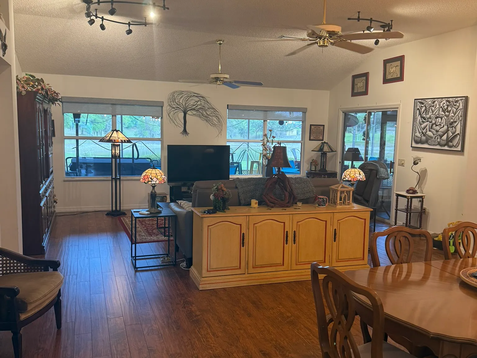 2 bed, 1750 sqft, $2,500 — Photo 2