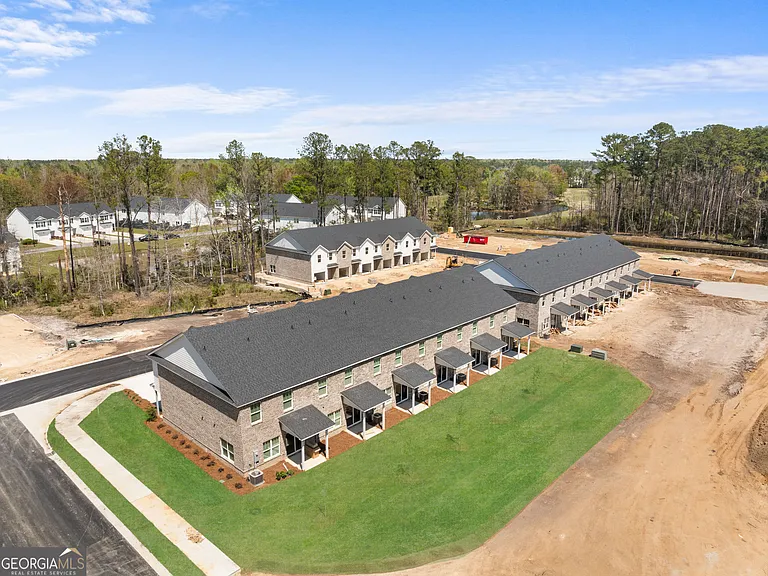 15 Azalea Ln — Photo 43