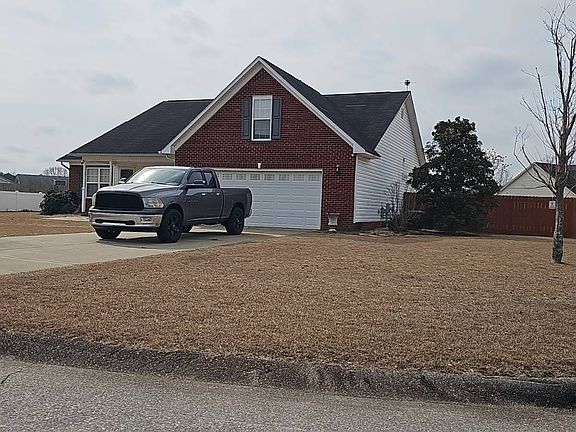 5th image of 112 Middle Ct