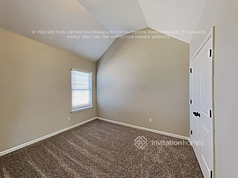 100 Hamilton Pointe Dr — Photo 11