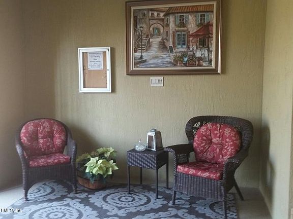 2nd image of 220 PASEO TERRAZA #201