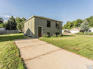 2809 W Brookings St, Sioux Falls, SD 57104