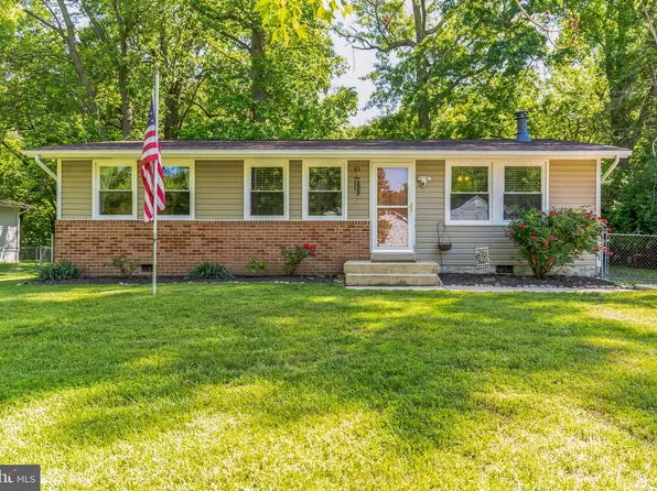 9773 Emerald Ln, Newburg, MD 20664