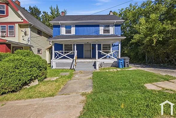 4 bed, 1797 sqft, $1,600 — Photo 2