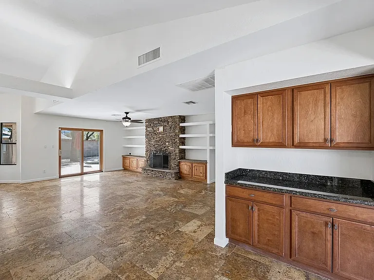 4319 E Lupine Ave — Photo 25