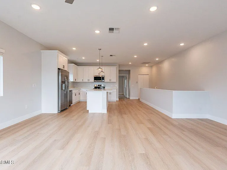 1840 E Monterey Way #14 — Photo 13