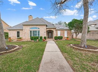 1611 Deerfield Ct, Richmond, TX 77406