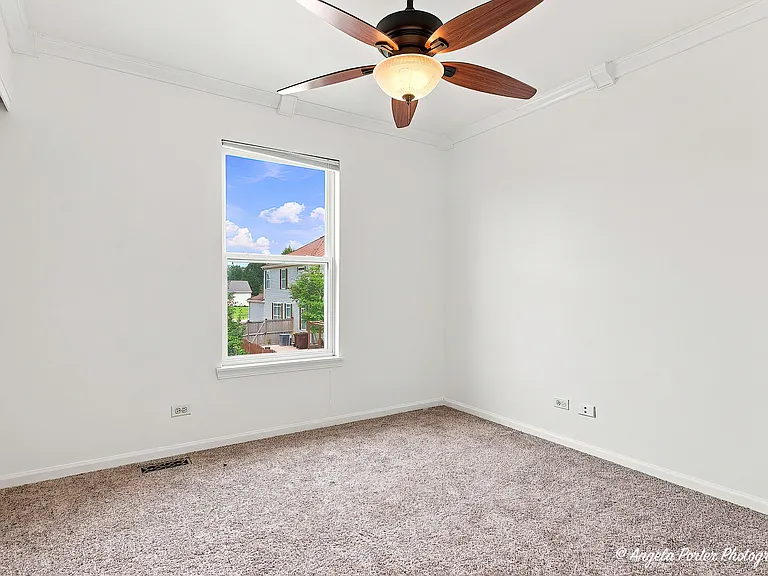 10570 Wing Pointe Dr — Photo 18