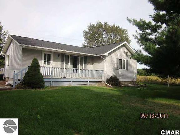 3rd image of 7385 N Bliss Rd
