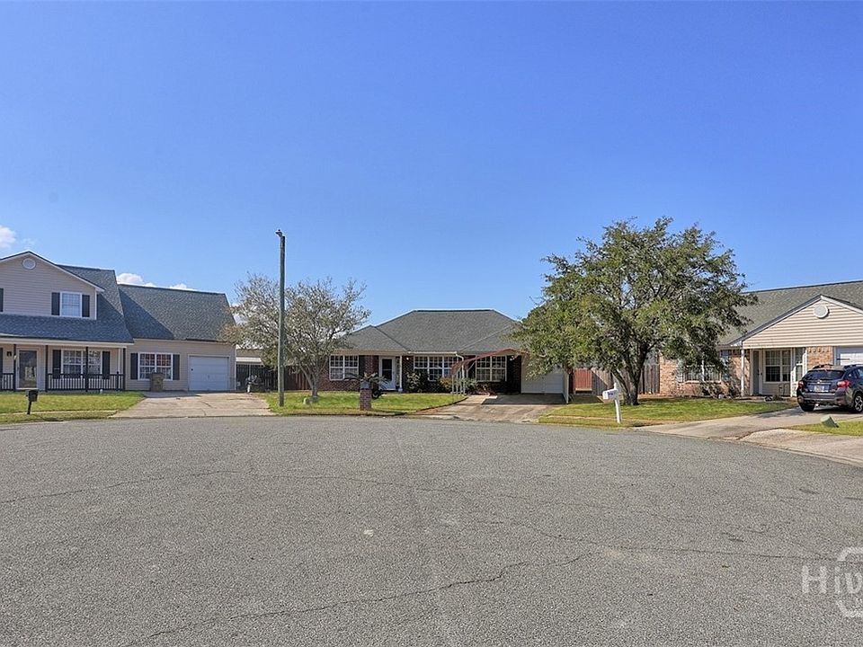 1st image of 15 Victoria Court