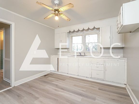 3rd image of 2802 Ansonia St
