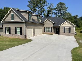 136 Peak Ct, Winder, GA 30680