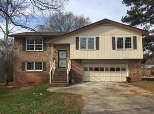 6539 Fielder Rd, Rex, GA 30273