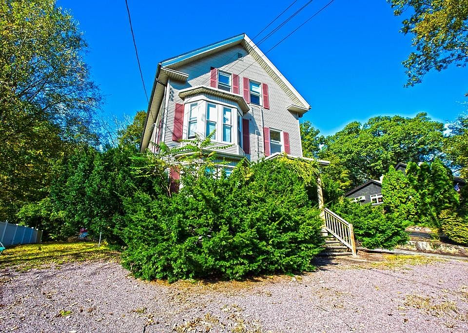 584 Mount Hope St, North Attleboro, MA 02760 Zillow