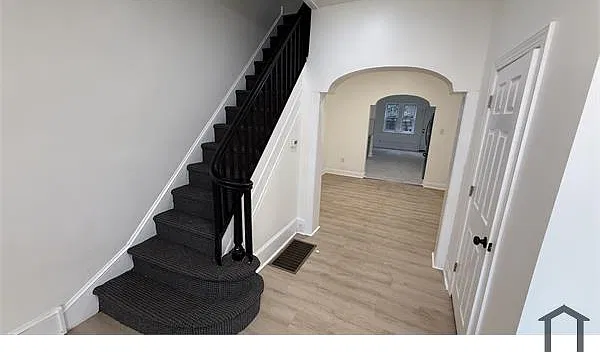 4 bed, 1600 sqft, $2,600 — Photo 4