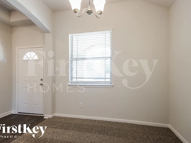 26203 Cooperstown Way — Photo 5
