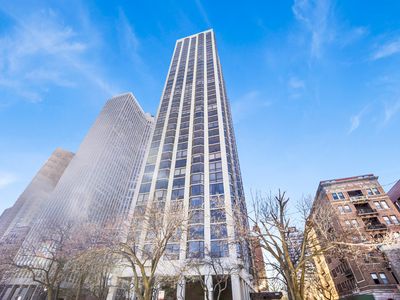 2650 N Lakeview Ave APT 2905, Chicago, IL, 60614