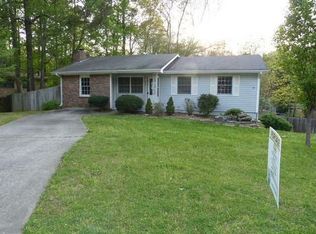 1007 Knightsbridge Rd NW, Kennesaw, GA 30144